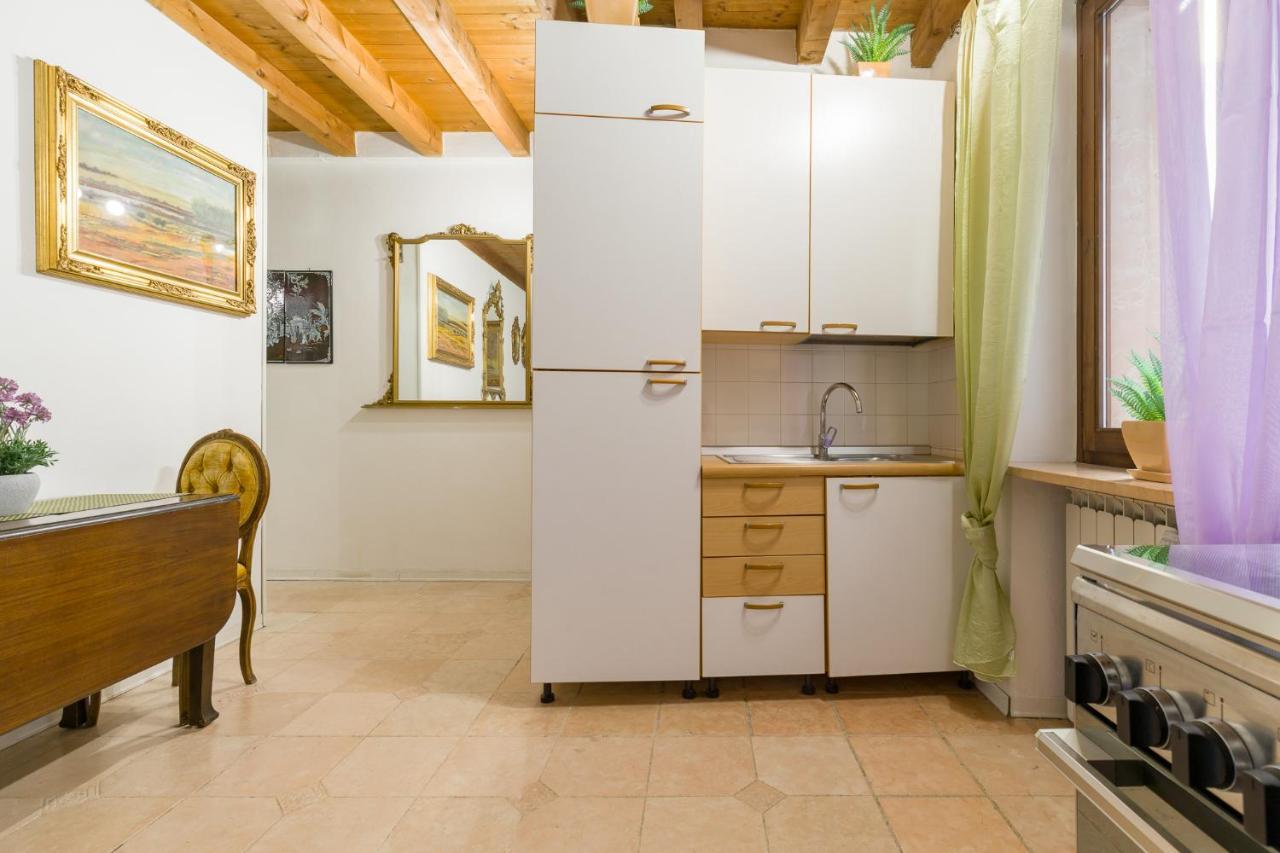 Appartamento Fairy Studio In Verona Esterno foto